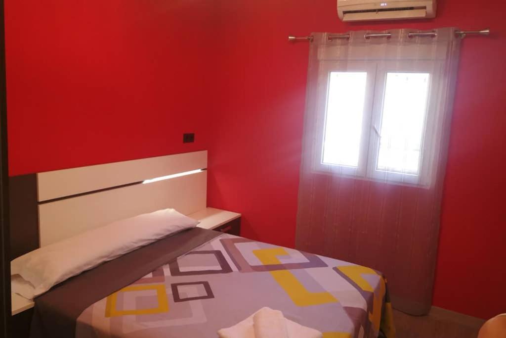 Apartamento Centrico , Wifi + Desayuno Logroño Kültér fotó